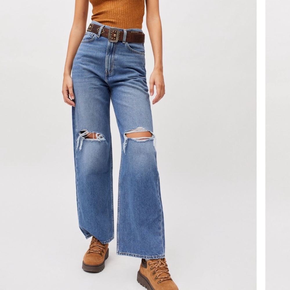 NWT Levi’s High Loose Jeans